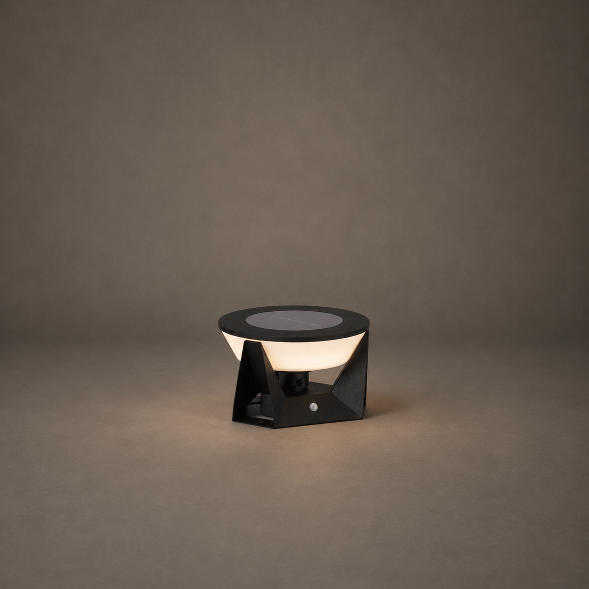 W&F Collection | Eclipse Solar Outdoor Post Light