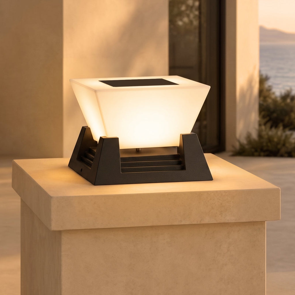 W&F Collection | Nova Wired Post Light