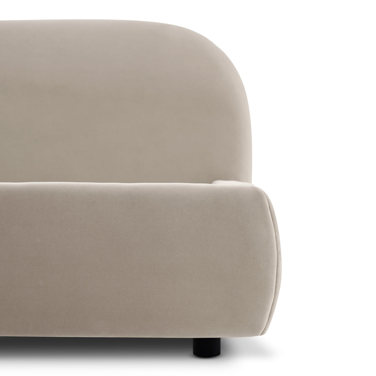 W&F Collection | Genoa Bed (Dune Brown, King)