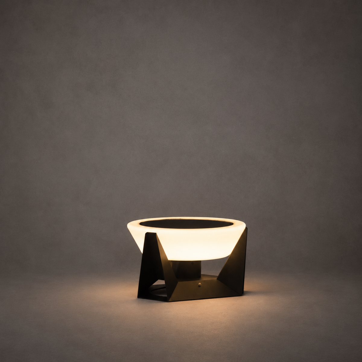 W&F Collection | Halo Solar Outdoor Post Light