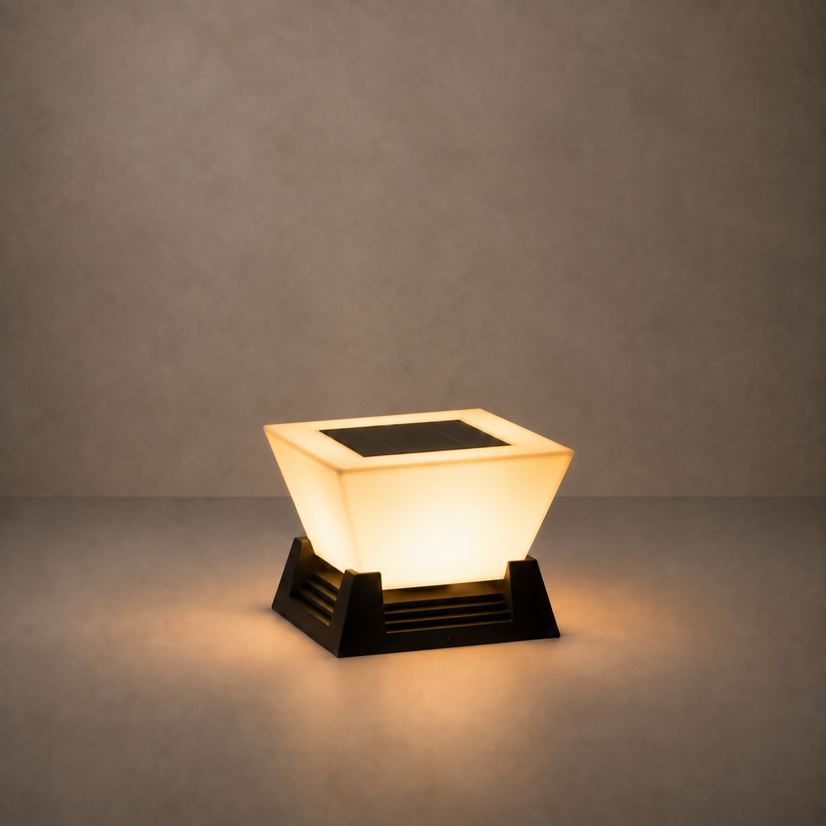 W&F Collection | Nova Solar Post Light