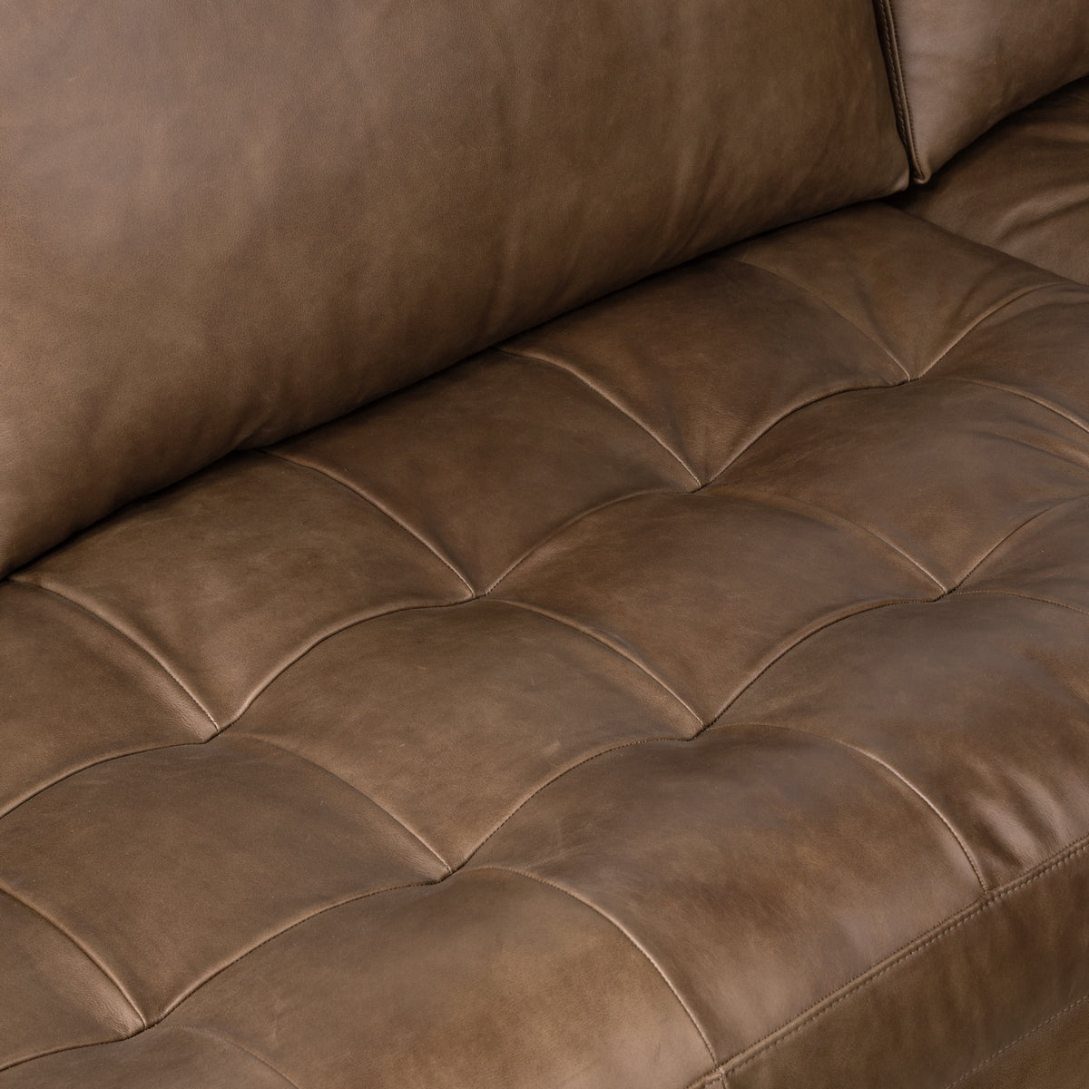 W&F Collection | Napa 104.5" Leather Right-Facing Sectional Sofa (Cocoa Brown)