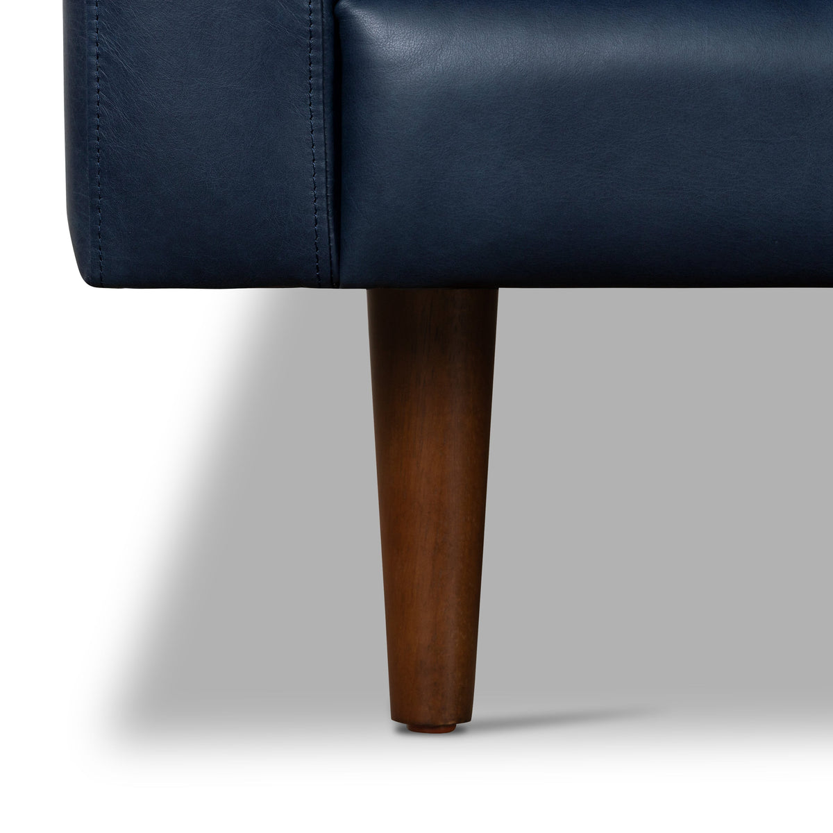 W&F Collection | Napa 104.5" Leather Right-Facing Sectional Sofa (Midnight Blue)