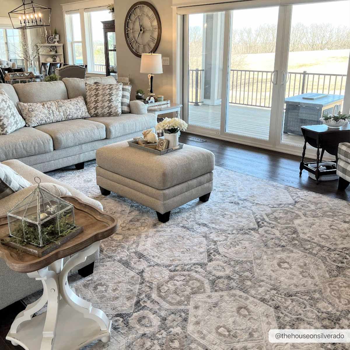 W&F Collection | Minoa Area Rug