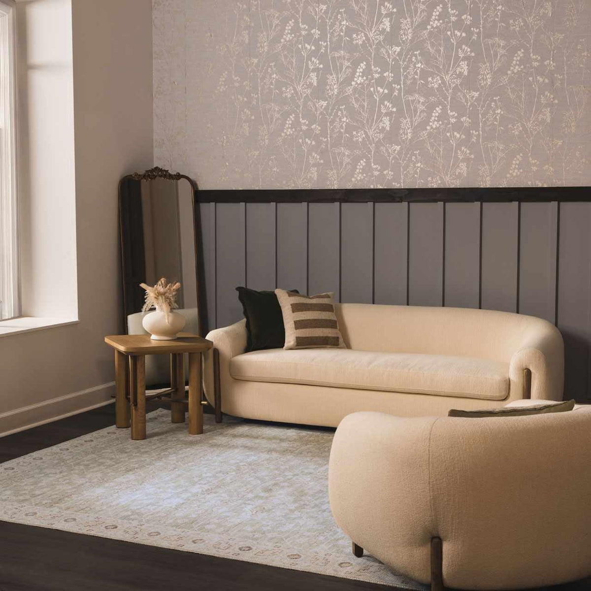 W&F Collection | Asha Machine Woven Area Rug