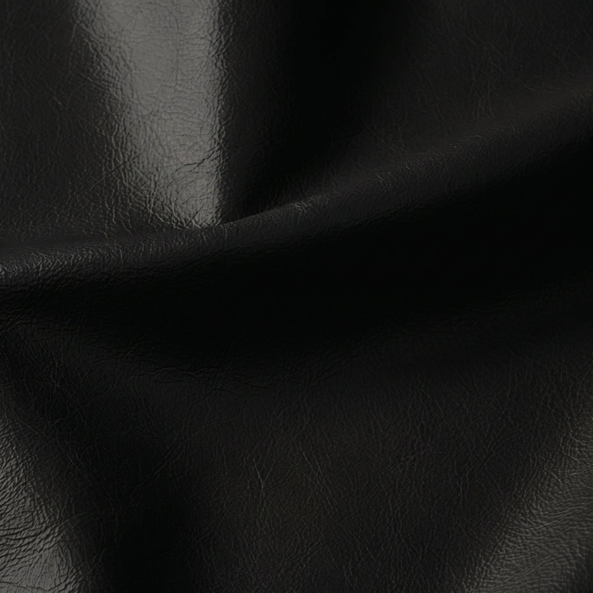 W&F Collection | Essex 89" Leather Sofa (Onyx Black)