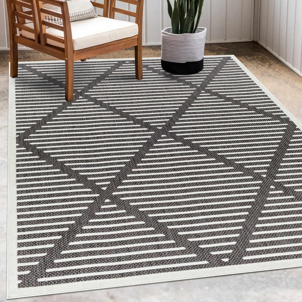 W&F Collection | Anah 3D Black Outdoor Rug