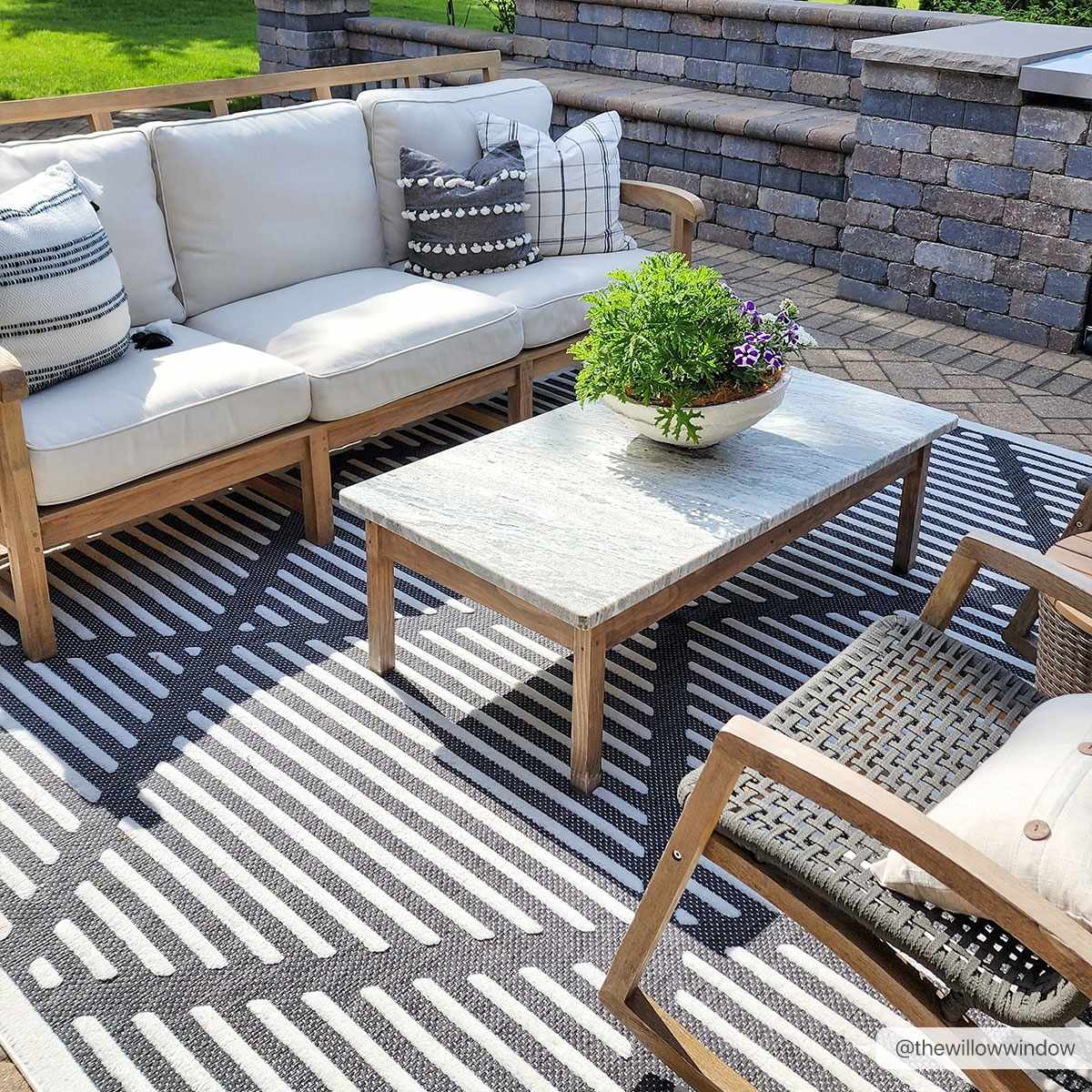 W&F Collection | Anah 3D Black Outdoor Rug