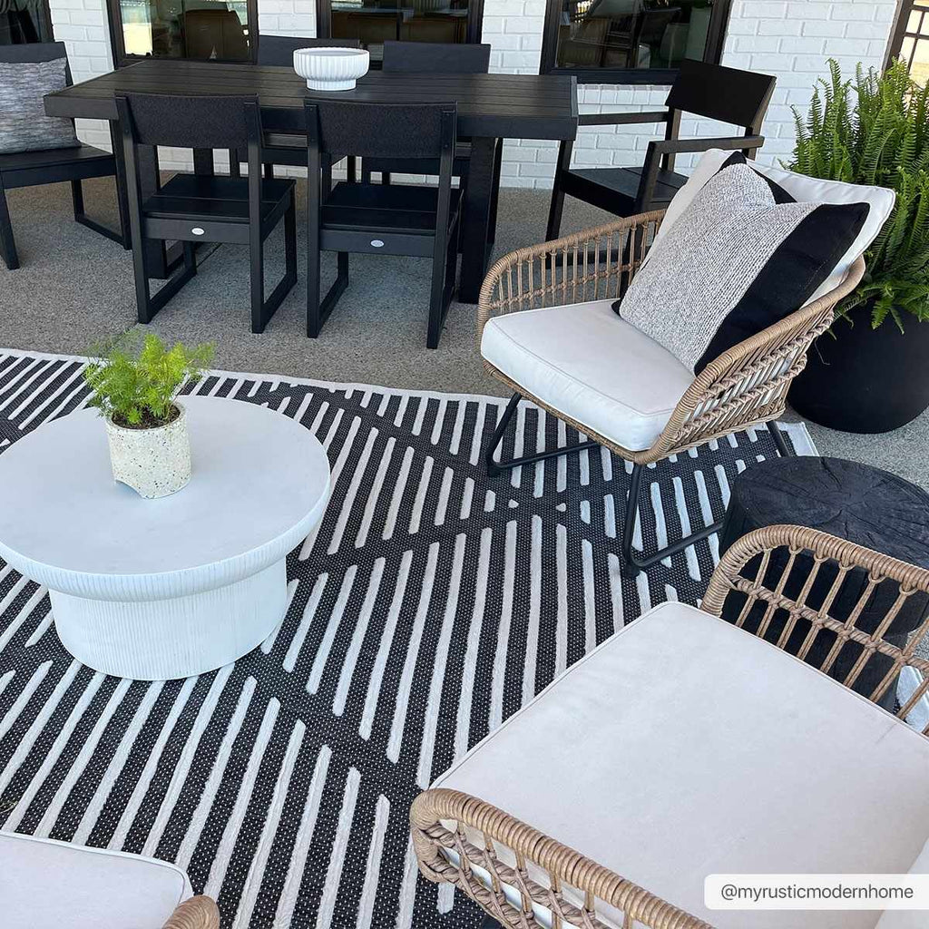 W&F Collection | Anah 3D Black Outdoor Rug
