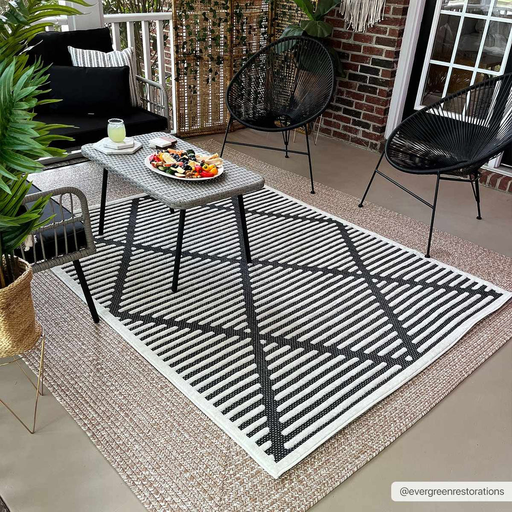 W&F Collection | Anah 3D Black Outdoor Rug