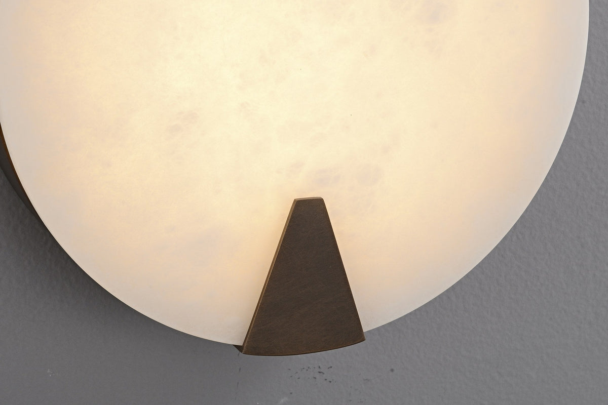 W&F Collection | Alabaster Round Wall Sconce
