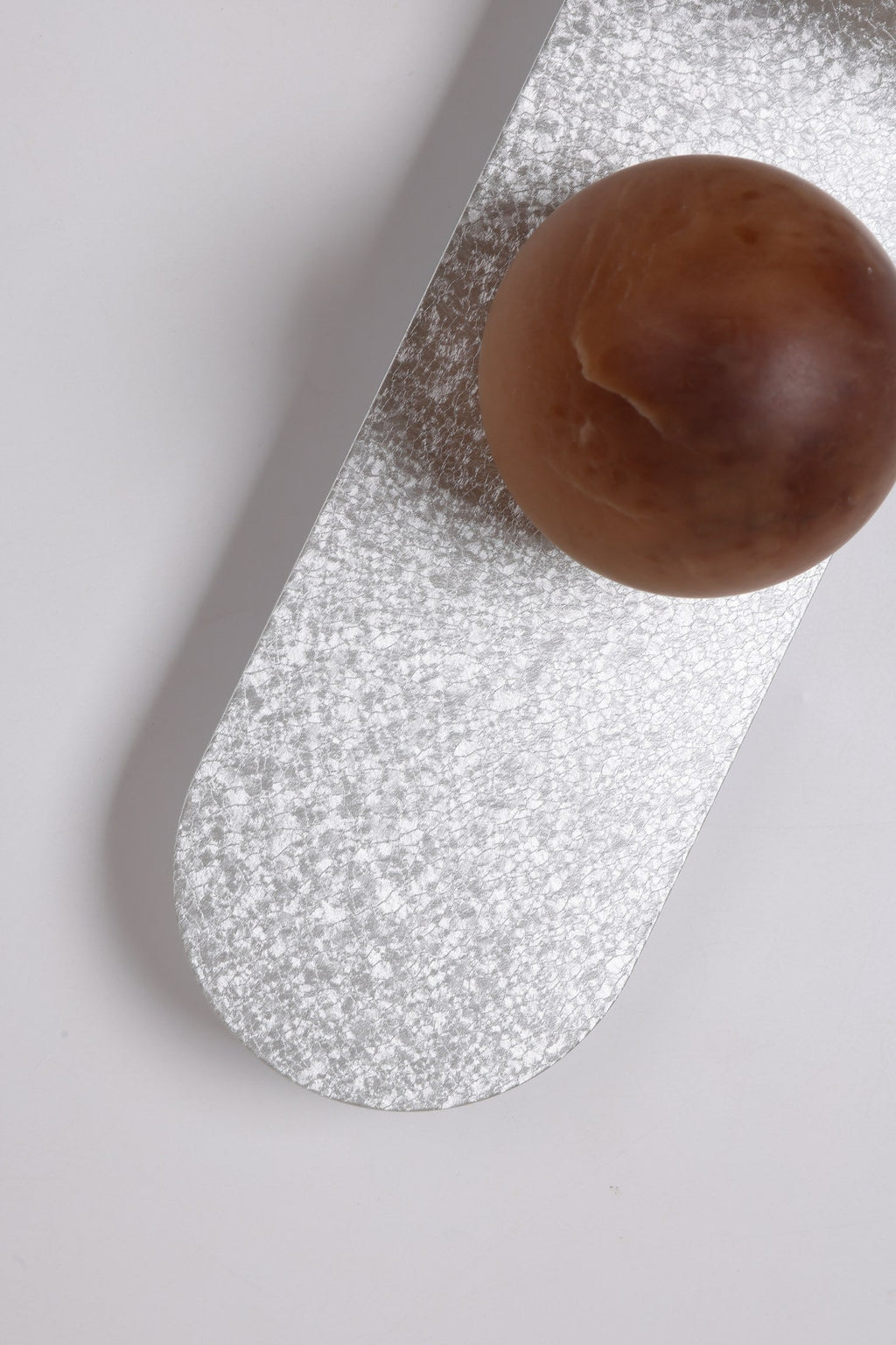 W&F Collection | Crackle Gold Alabaster Wall Sconce