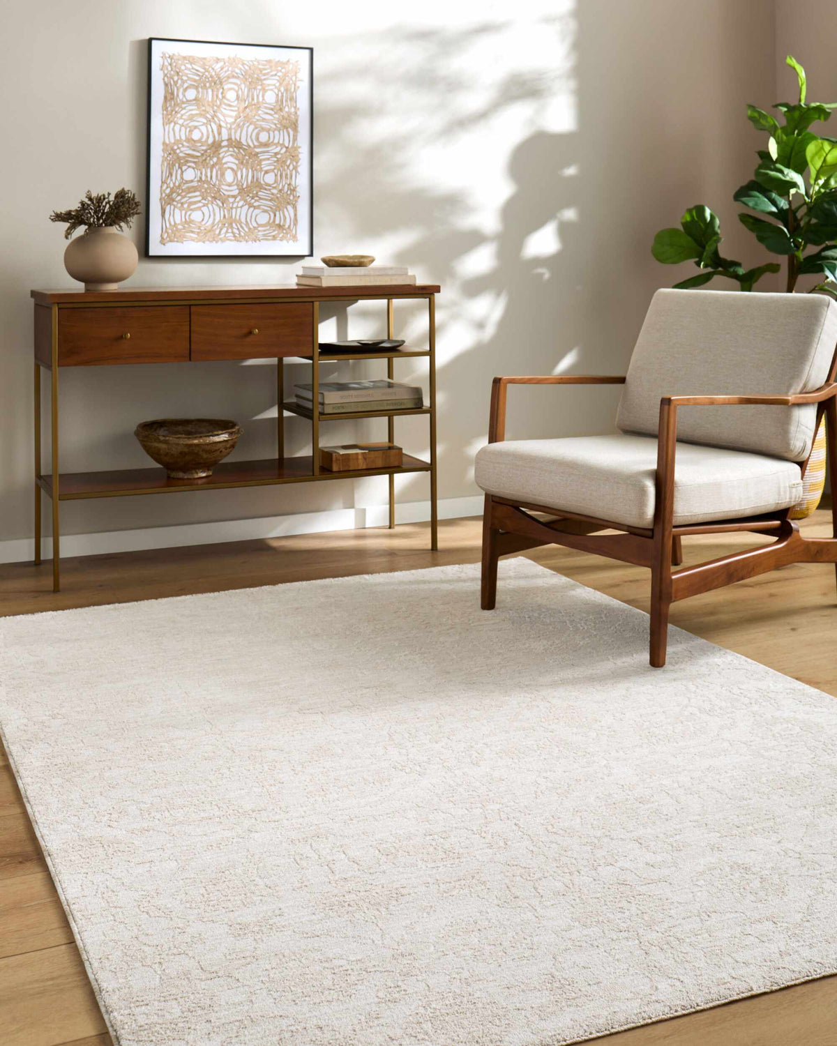 W&F Collection | Anselm White Traditional Machine Woven Area Rug