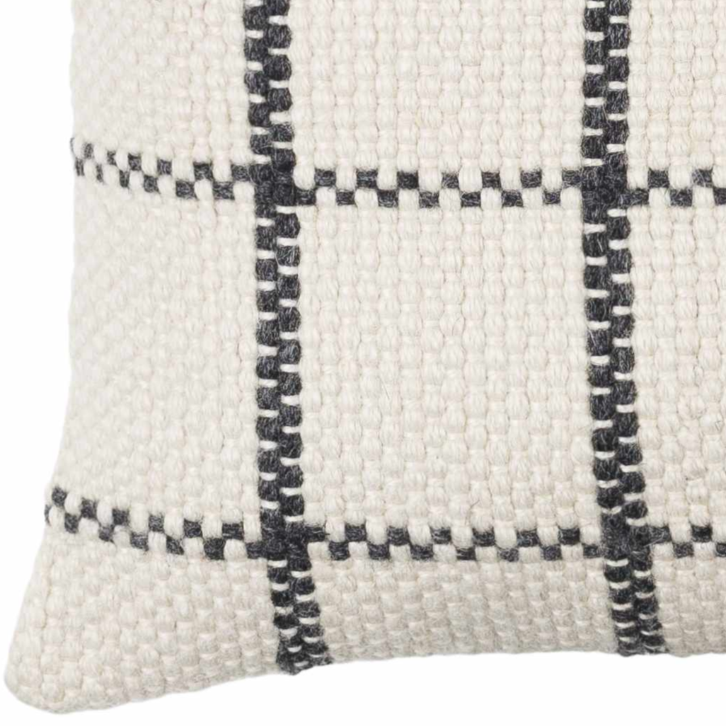 W&F Collection | Mairi Outdoor Throw Pillows